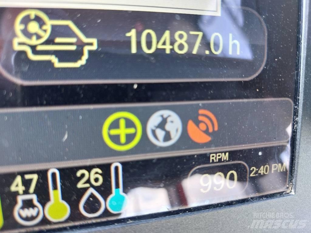 Komatsu 845 Tomruk yükleyici traktörler