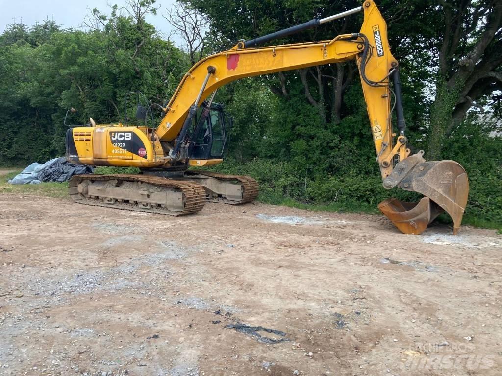 JCB JS 220 LC Paletli ekskavatörler