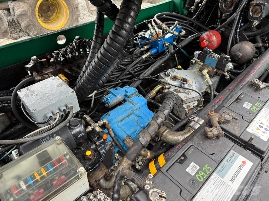 Timberjack 810 B Tomruk yükleyici traktörler