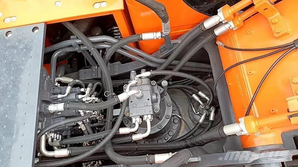 Doosan 225 LC-9 Paletli ekskavatörler