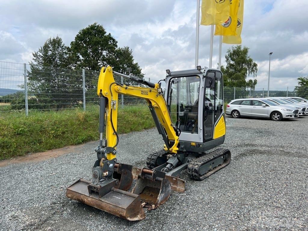 Wacker Neuson ET20 Paletli ekskavatörler
