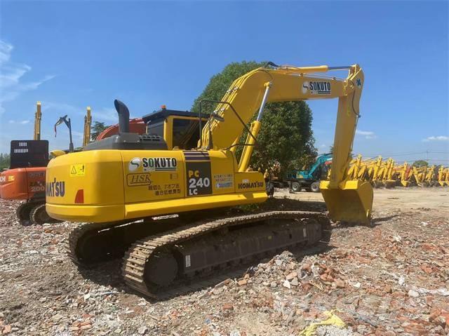 Komatsu PC 240 Paletli ekskavatörler