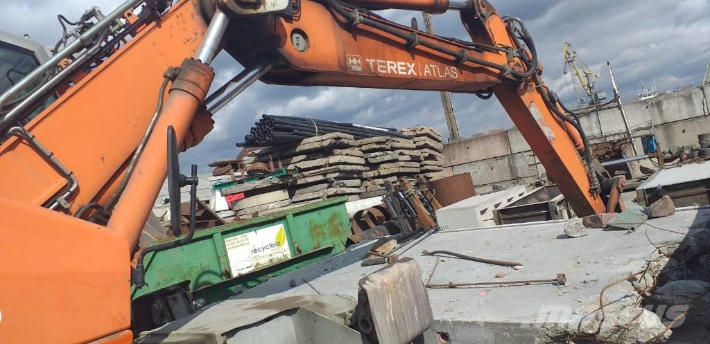 Atlas 1905 M Lastik tekerli ekskavatörler