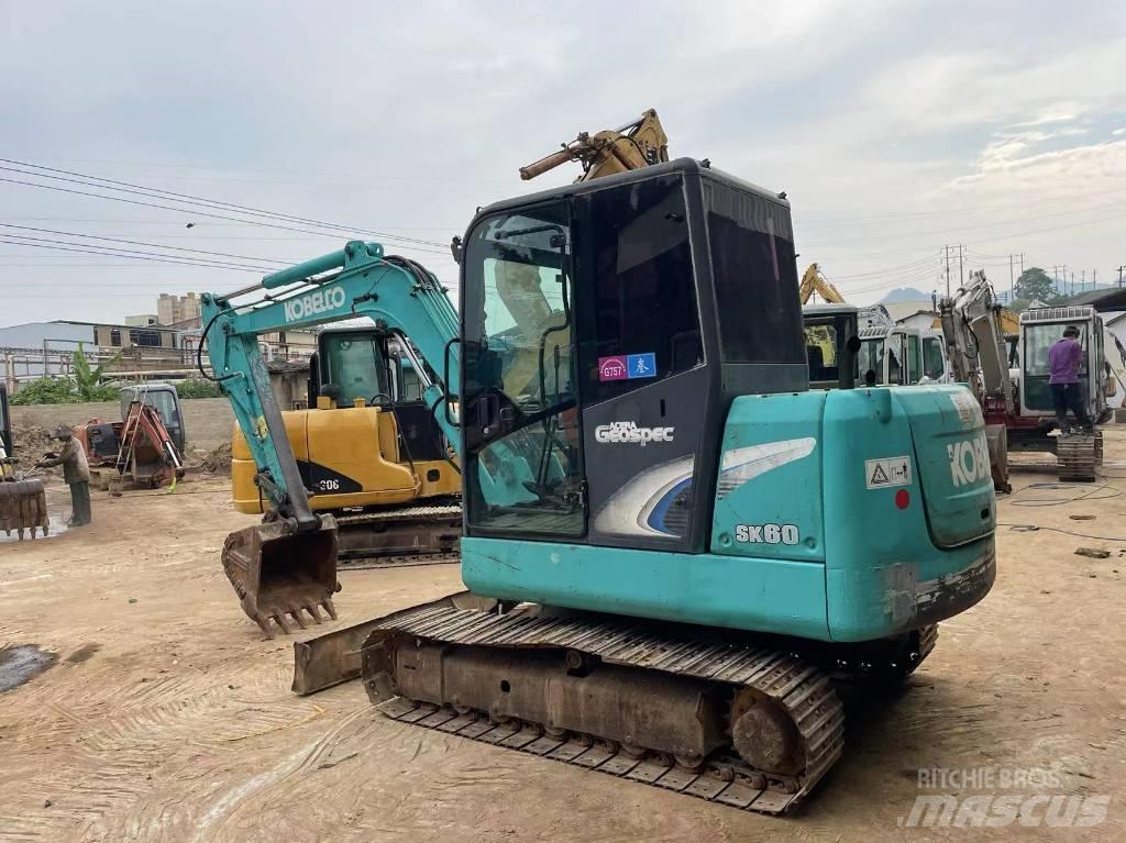 Kobelco SK 60-8 Paletli ekskavatörler