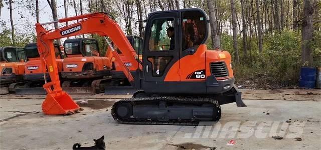 Doosan dx60 Paletli ekskavatörler