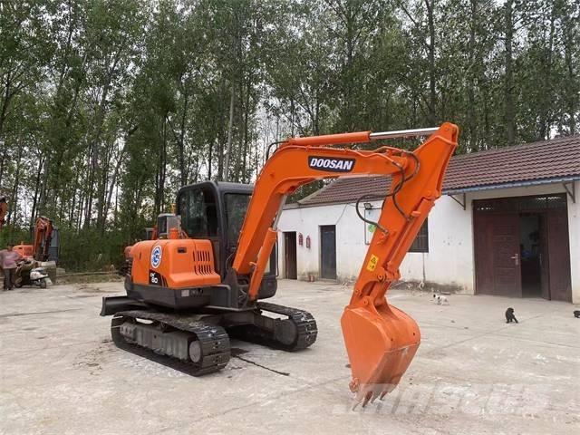 Doosan dx60 Paletli ekskavatörler