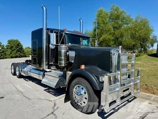 Kenworth W 900 Çekiciler