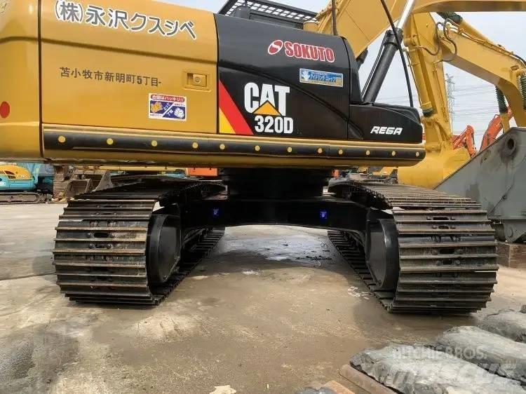 CAT 320 D Paletli ekskavatörler