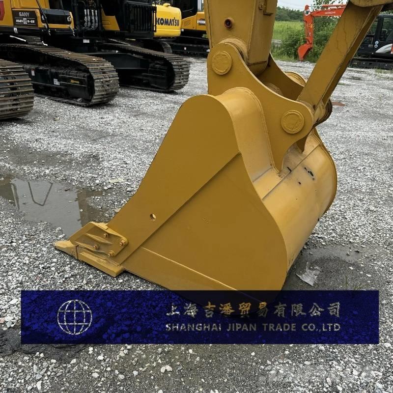 CAT 329 D Paletli ekskavatörler