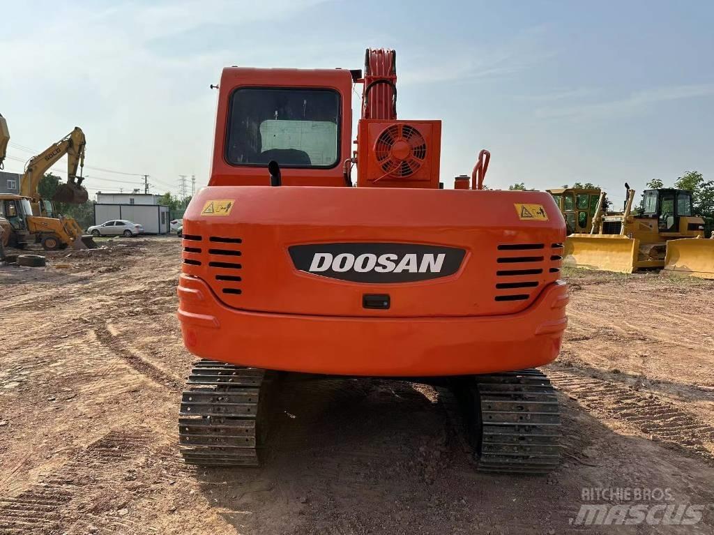 Doosan DH 80 Midi ekskavatörler 7 - 12 t