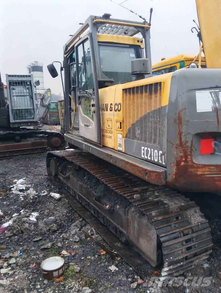 Volvo EC 210 C Paletli ekskavatörler