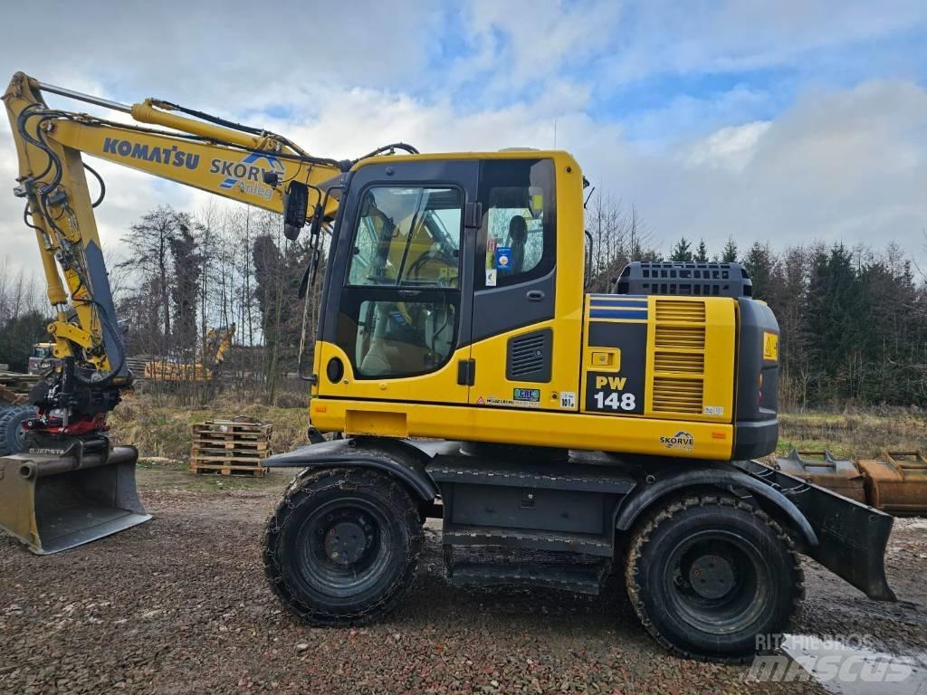 Komatsu PW148-8 Lastik tekerli ekskavatörler