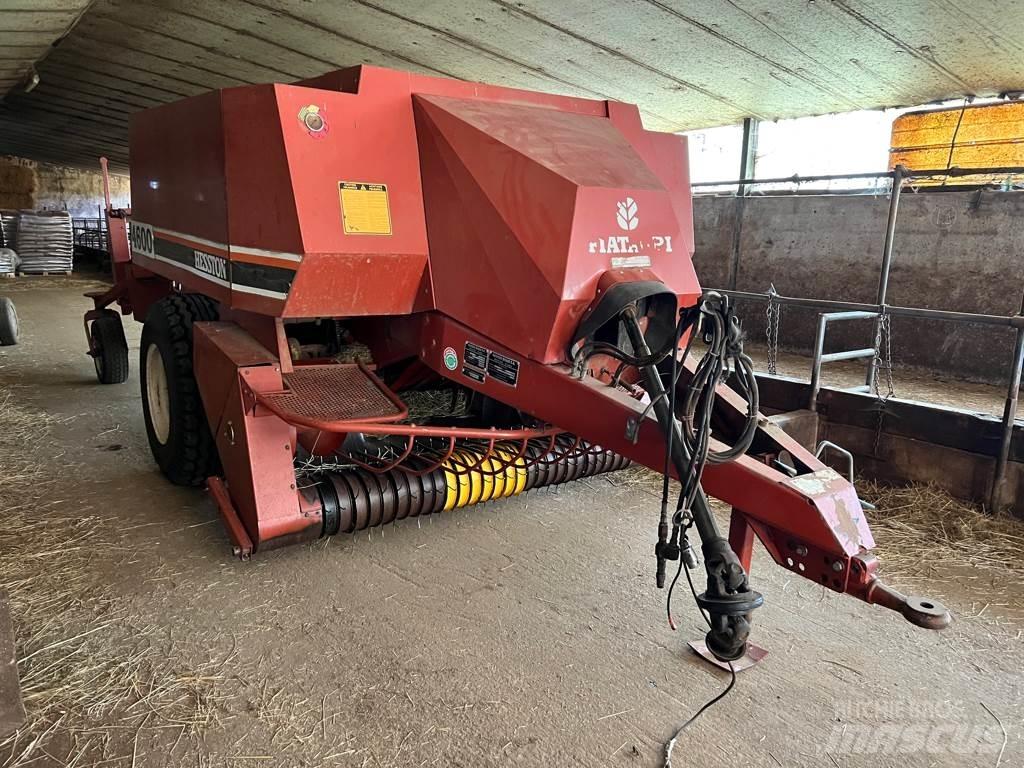 Hesston 4600 Küp balya makinalari