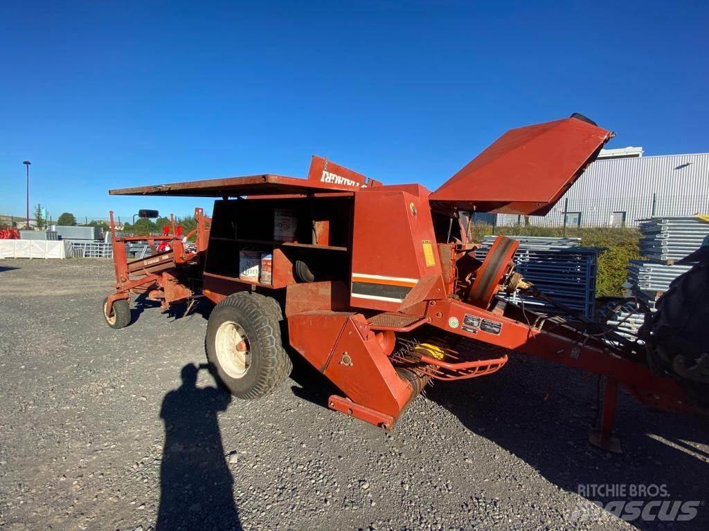Hesston 4600 Küp balya makinalari