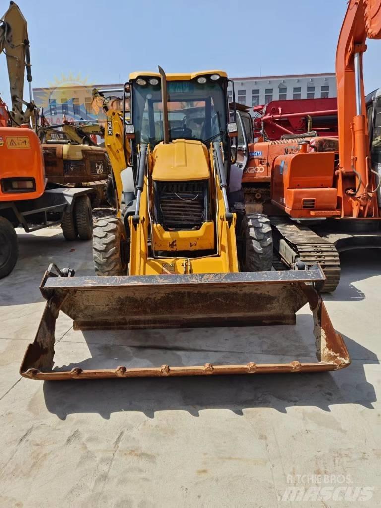JCB 3CX Kazıcı yükleyiciler - beko loder