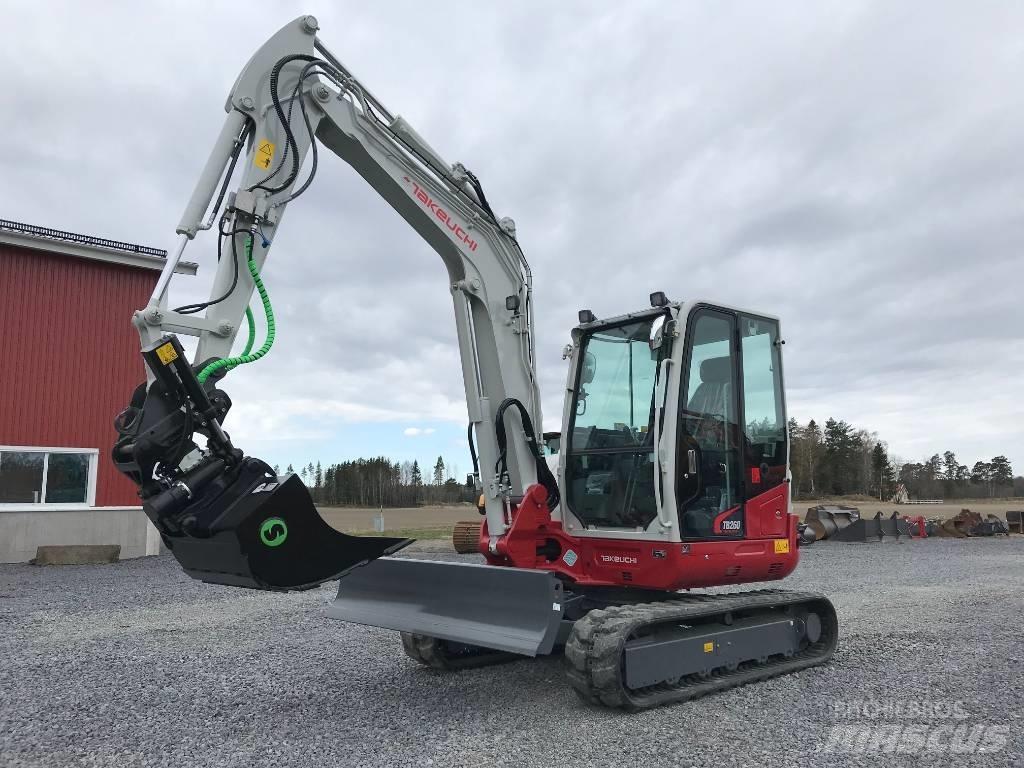 Takeuchi TB260 Mini ekskavatörler, 7 tona dek