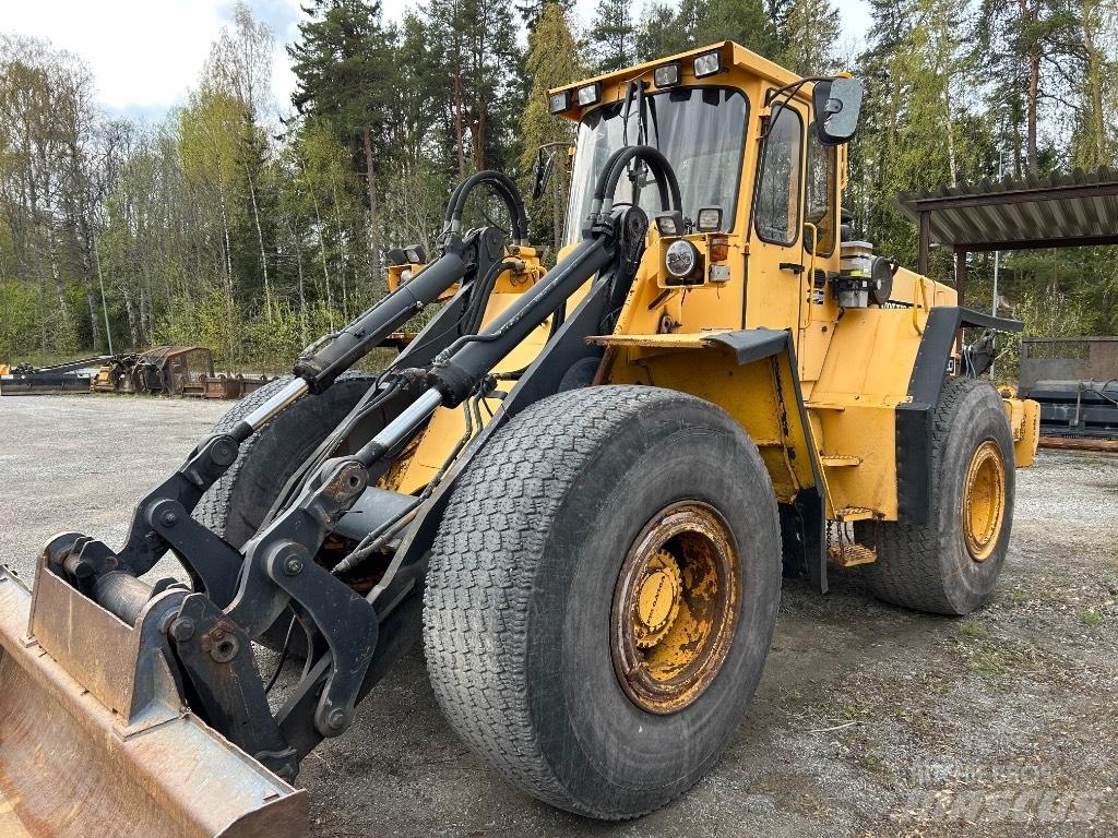Volvo L 120 Tekerlekli yükleyiciler
