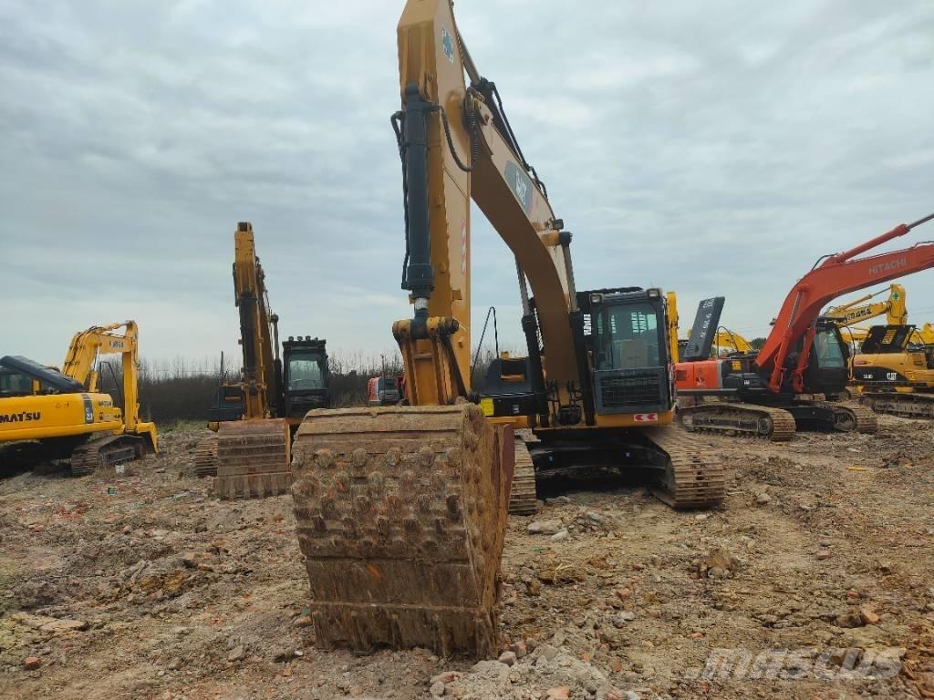 CAT 326D Paletli ekskavatörler