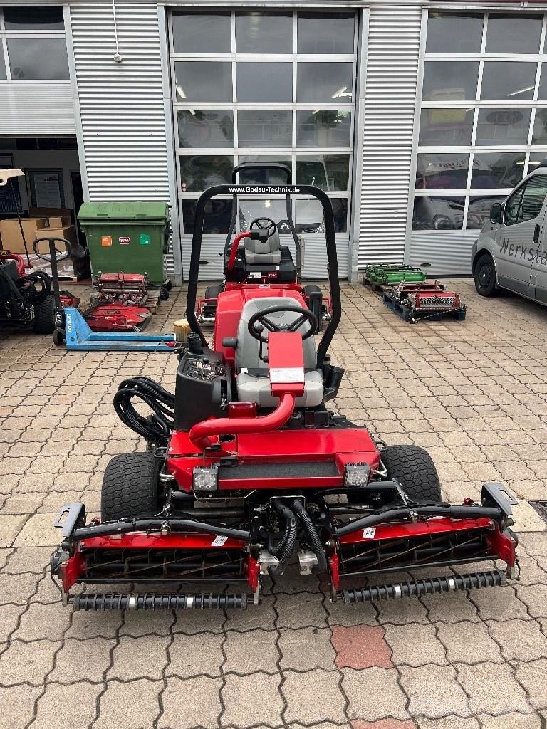 Toro Reelmaster3100D Üzerinde durulan çim biçme makineleri