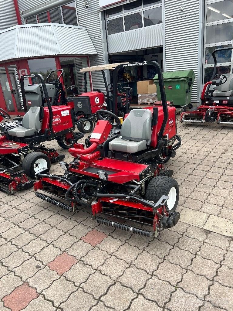 Toro Reelmaster3100D Üzerinde durulan çim biçme makineleri