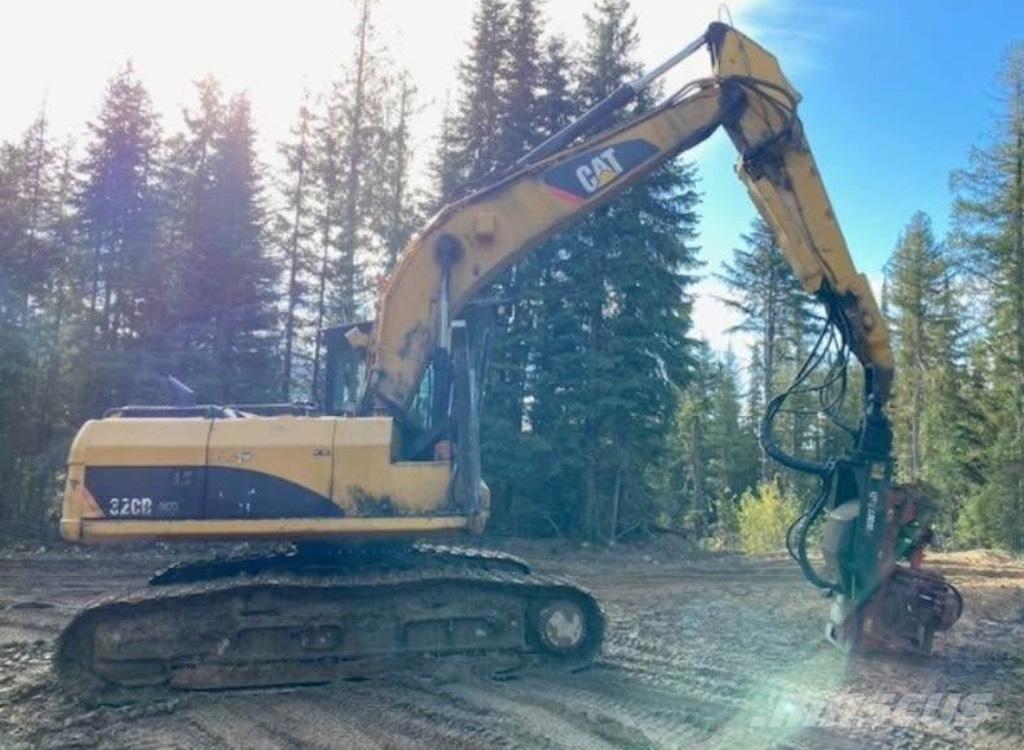 CAT 320 D FM Mafsalli yükleyiciler