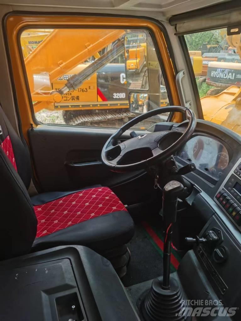 XCMG xct80l5 Yol-Arazi Tipi Vinçler (AT)