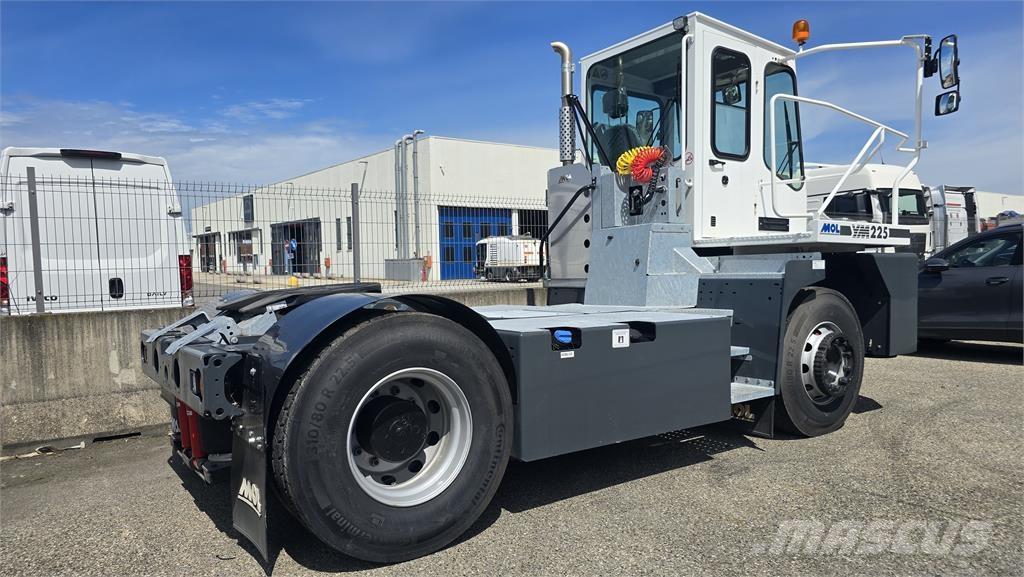 MOL YM225 Terminal çekiciler