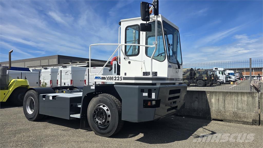 MOL YM225 Terminal çekiciler