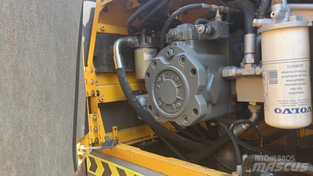 Volvo EC 480 Paletli ekskavatörler