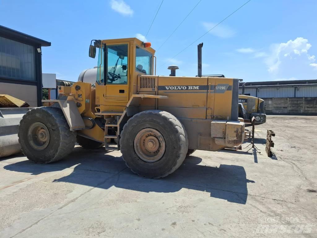 Volvo L 120 C Tekerlekli yükleyiciler