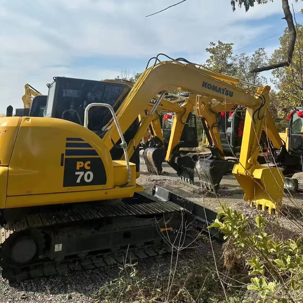 Komatsu PC 70 Paletli ekskavatörler