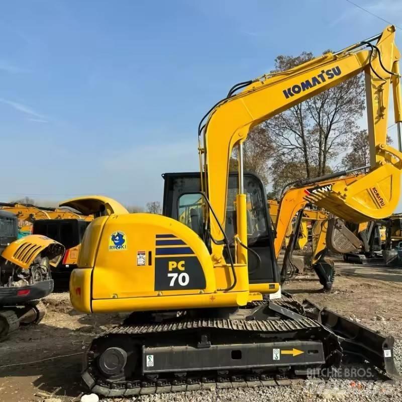 Komatsu PC 70 Paletli ekskavatörler