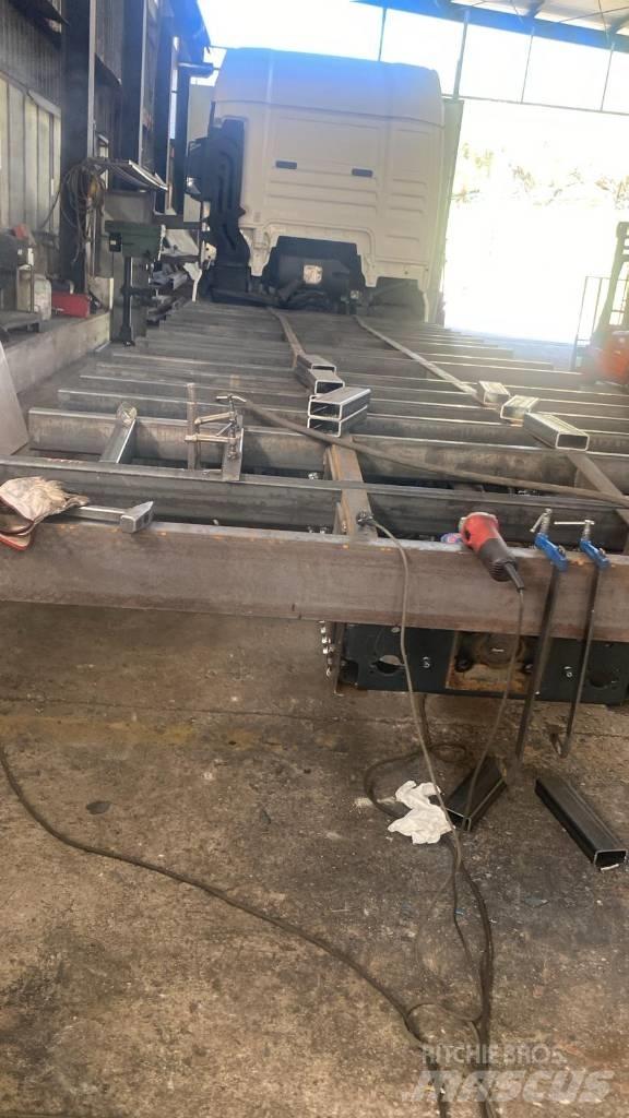 MAN TGX 26.440 Düz Platformlu Oto Çekiciler/vinçli kamyonlar