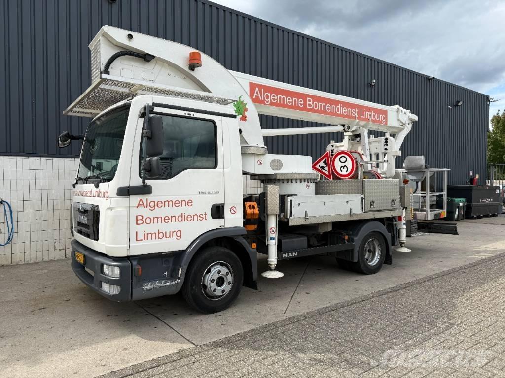 Palfinger P 300 KS Araç üstü platformlar