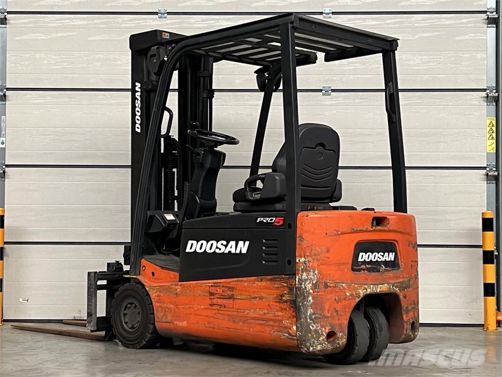 Doosan B18T-5 Elektrikli forkliftler