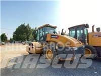 XCMG SX233JE Tek tamburlu silindirler