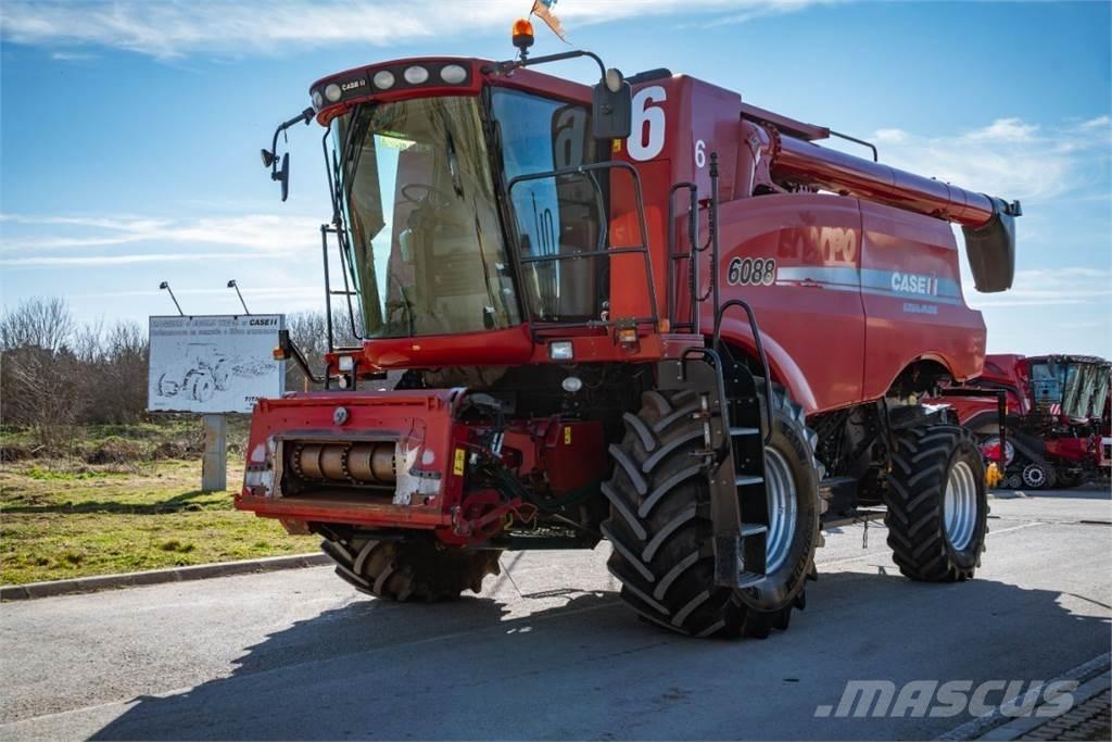 Case IH AF6088 Biçerdöverler