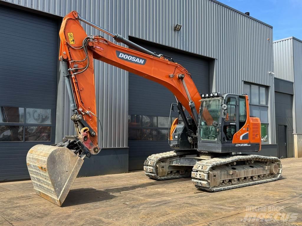 Doosan DX235LCR-5 Paletli ekskavatörler