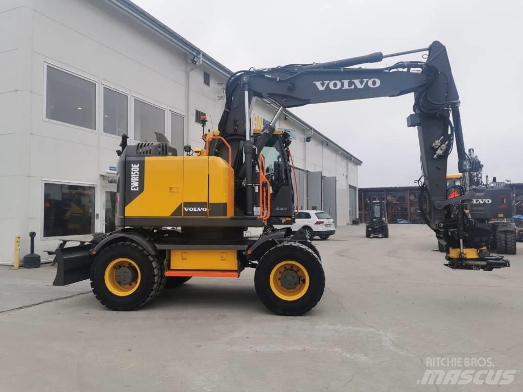 Volvo EWR150E Lastik tekerli ekskavatörler