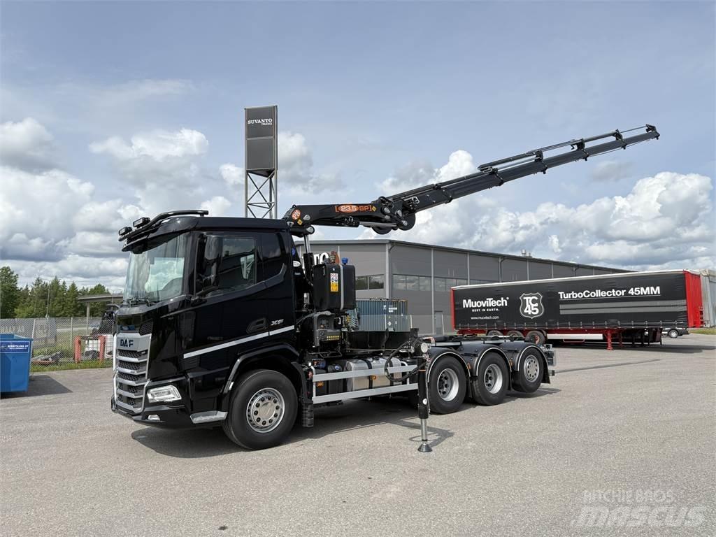 DAF XF 530 FAW 8X4 Araç üzeri vinçler