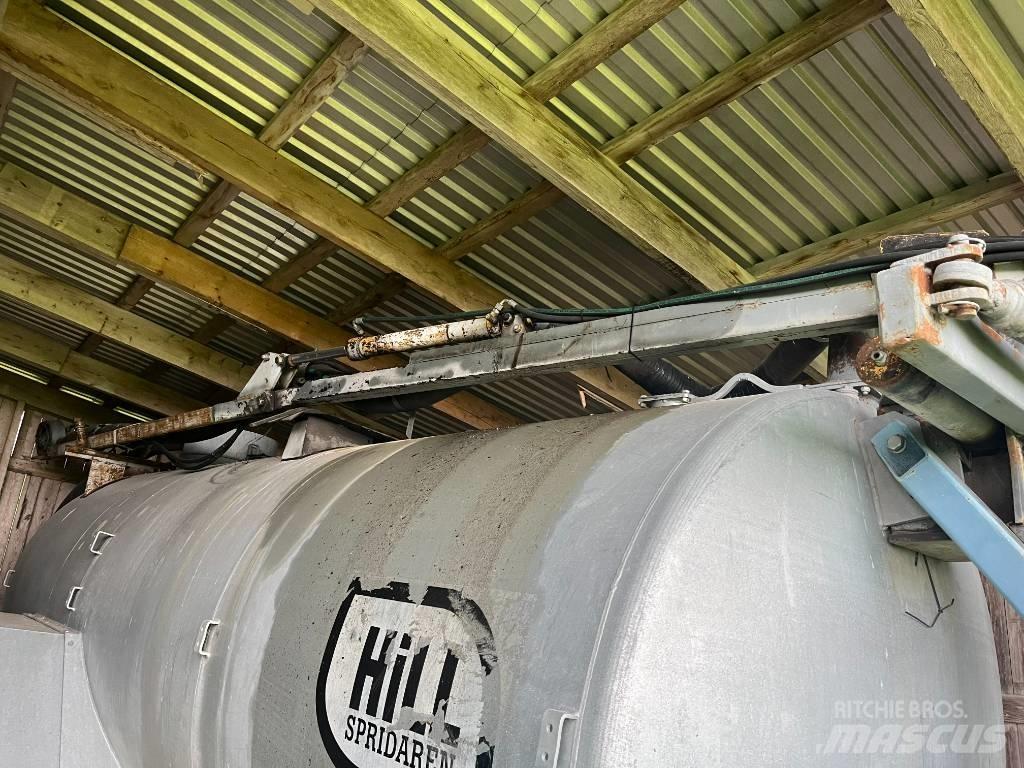 Hill HTC 10.5 Sivi gübre ve ilaç tankerleri