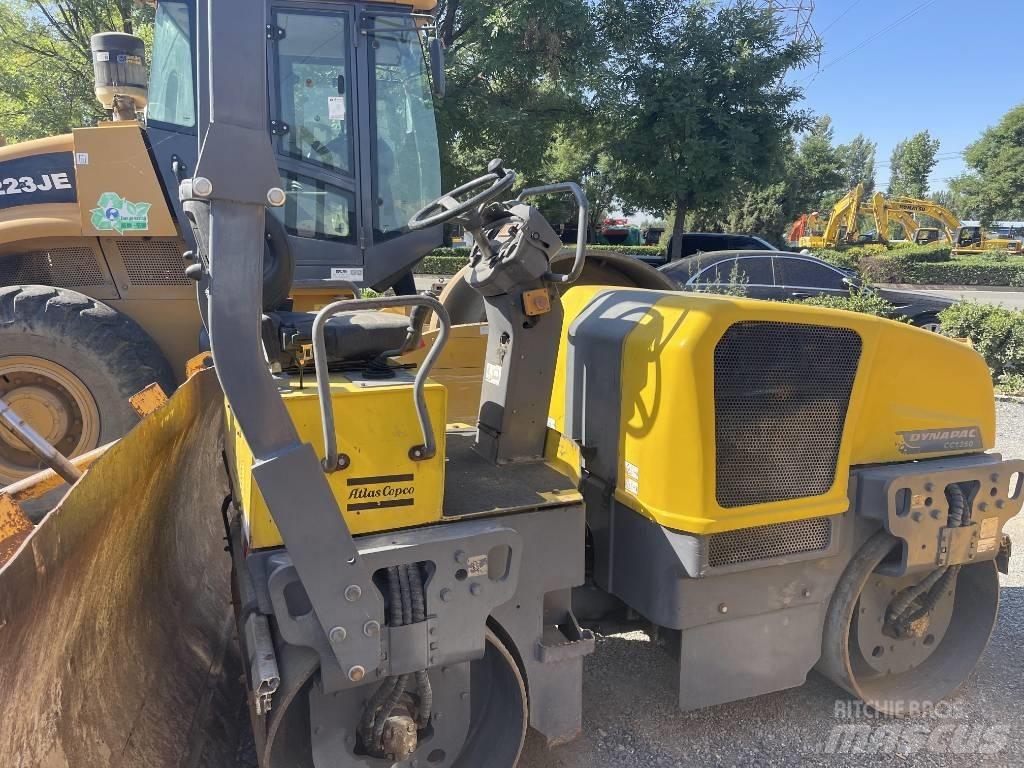 Dynapac CC 1250 Çift tamburlu silindirler