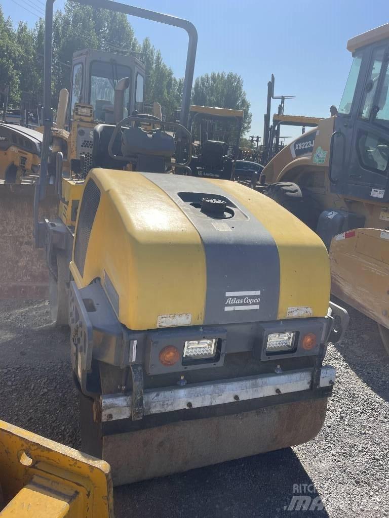 Dynapac CC 1250 Çift tamburlu silindirler