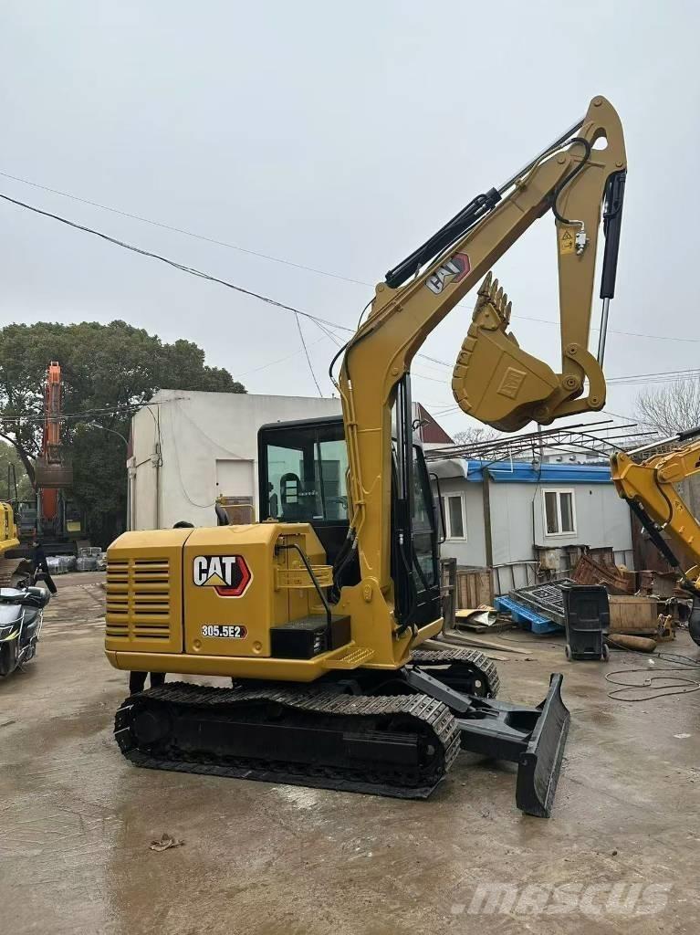 CAT 305.5E2 Mini ekskavatörler, 7 tona dek