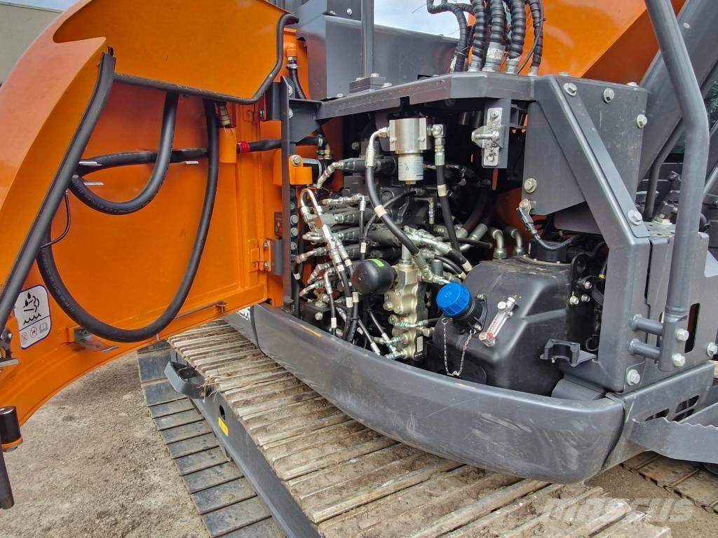 Develon DX 140 LCR-7 Paletli ekskavatörler