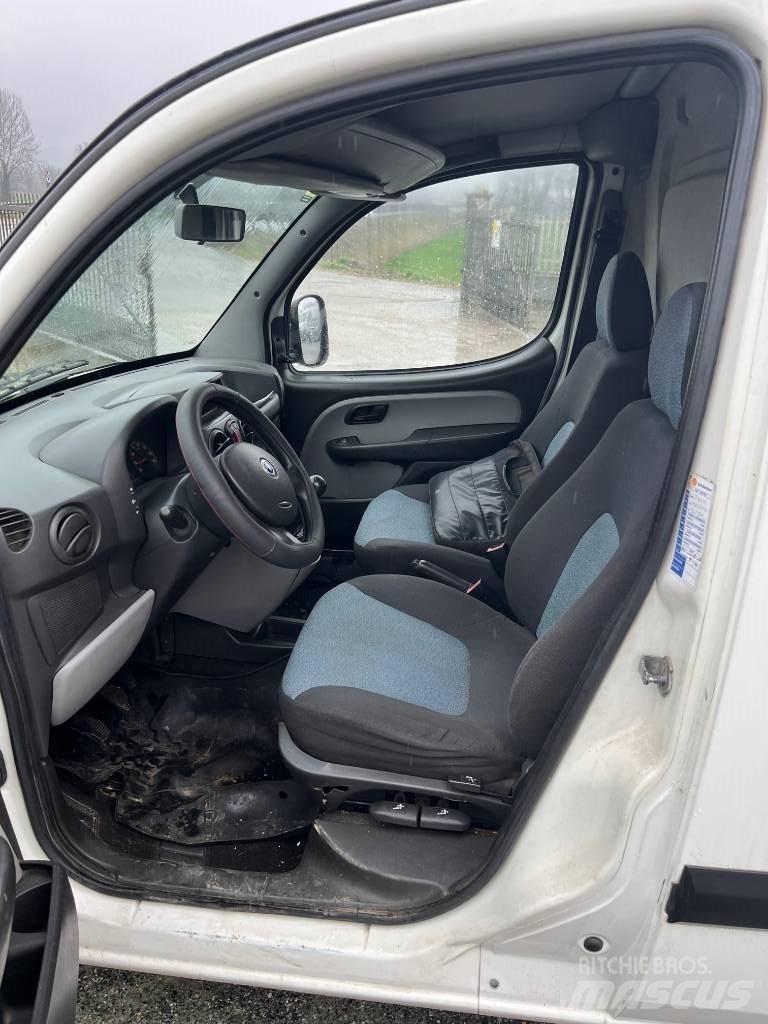Fiat Doblo Cargo Panel vanlar
