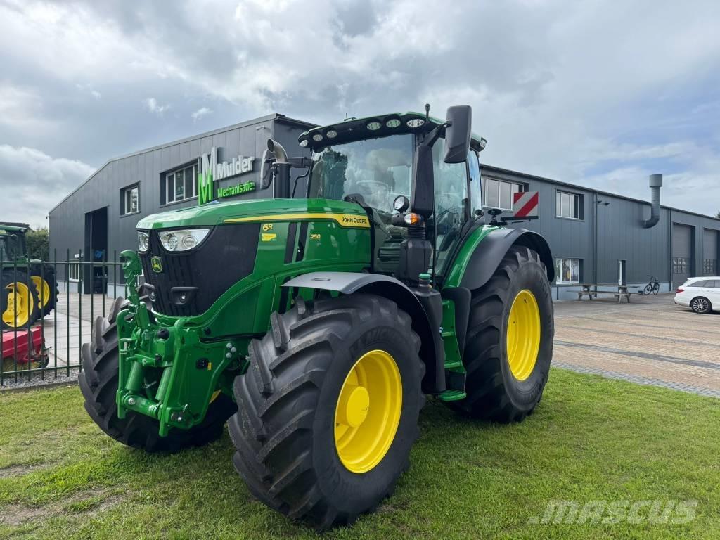 John Deere 6R 250 Traktörler