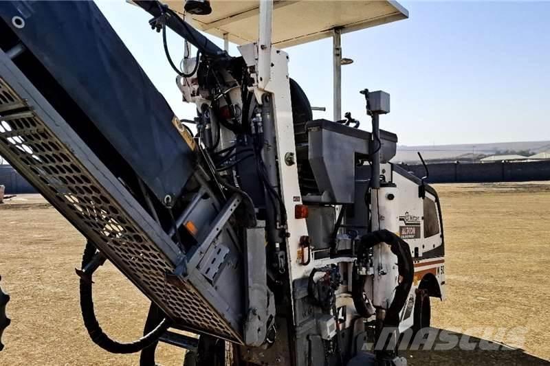 Wirtgen W50D Diger kamyonlar