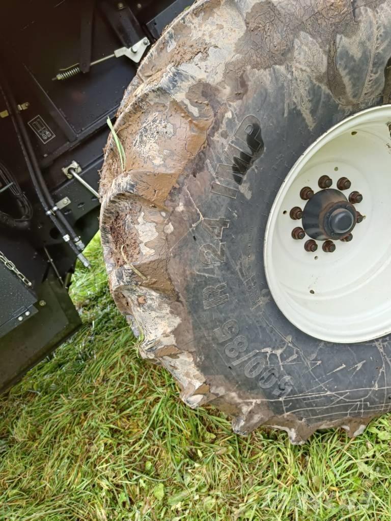 New Holland CX6.80 Biçerdöverler