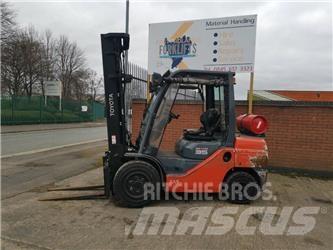 Toyota 02-8FGJF35 LPG'li forkliftler